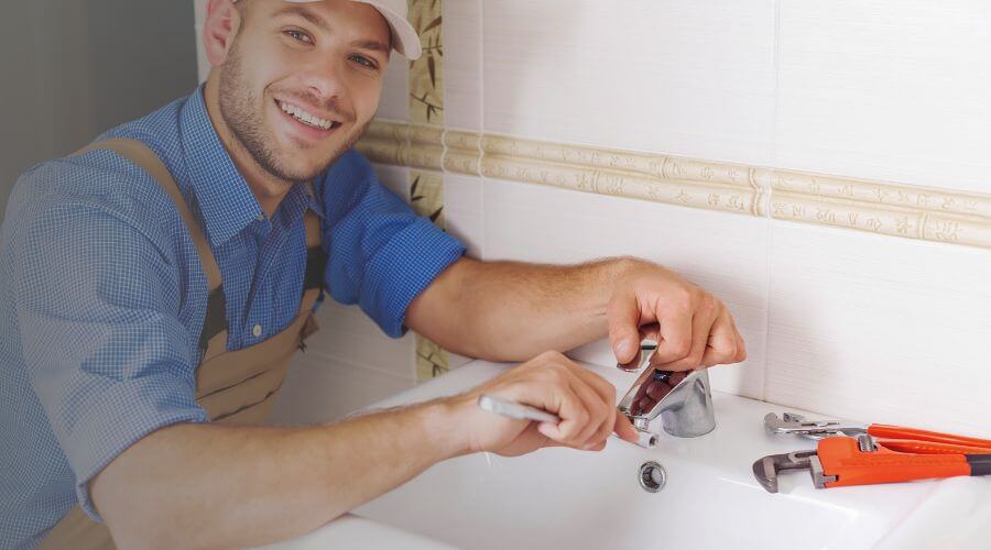 Professional clogged drains services in New Cambria, MO
